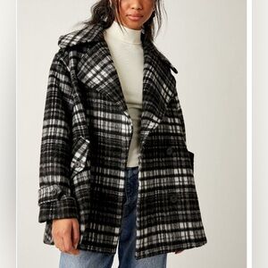 Free People Highlands Wool Coat in Plaid Salt & Pepper Design Size Medium